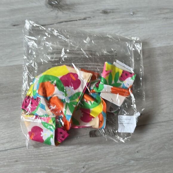 H&M Swimsuit UPF 50‎ Bright yellow/fruit 3/6 months NWT in packaging - Picture 3 of 5